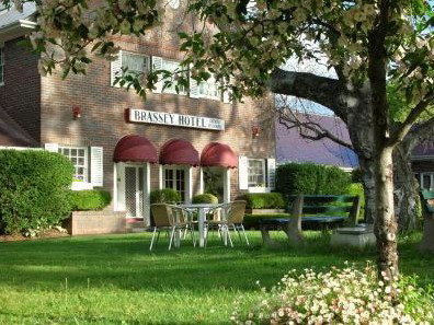 Brassey Of Canberra - Accommodation Resorts 0