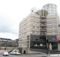 Seasons Darling Harbour - Accommodation Resorts