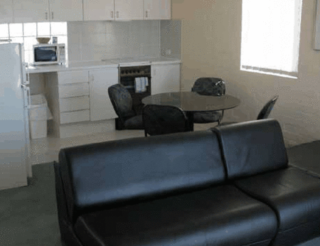 Cambridge Atrium - Accommodation Resorts 5