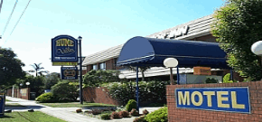 Fawkner VIC Accommodation Resorts