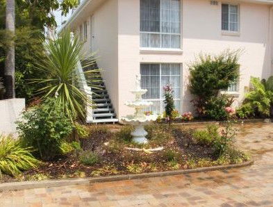 Gracelands - Accommodation Resorts 2