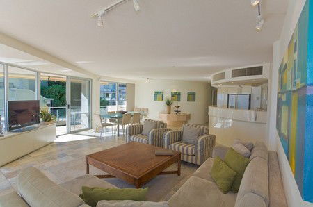 The Cove Noosa - Accommodation Resorts 3