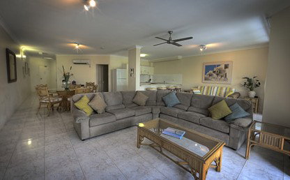 Costa Royale Beachfront Apartments - Accommodation Resorts 1