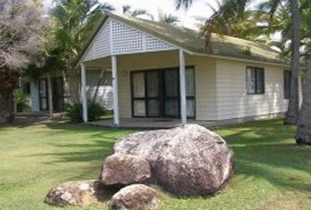 Halliday Bay Resort - Accommodation Resorts 3