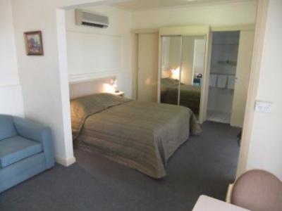 Country Comfort Cowra Countryman Motor Inn - Accommodation Resorts 1