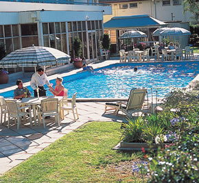 Chifley On South Terrace - Accommodation Resorts 4