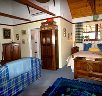 Hillside Country Retreat  - Accommodation Resorts