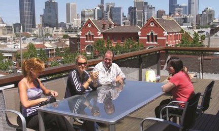 Melbourne Metro Yha - Accommodation Resorts 1