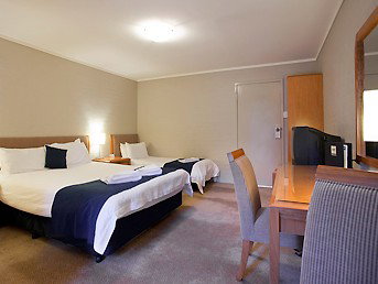 Ibis Styles Canberra Narrabundah - Accommodation Resorts 2