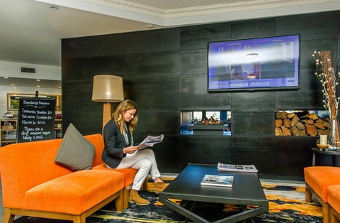 Alpha Hotel Canberra - Accommodation Resorts 2