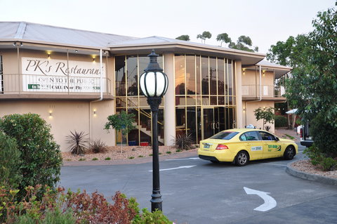 Quality Hotel Melbourne Airport - Accommodation Resorts 1