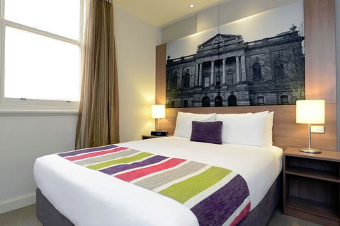 Mercure Grosvenor Hotel Adelaide - Accommodation Resorts 2