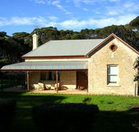Dudley Villa - Accommodation Resorts