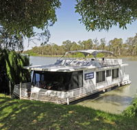 Moving Waters Self Contained Moored Houseboat - Accommodation Resorts