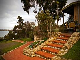 Ulonga Lodge - Accommodation Resorts 0