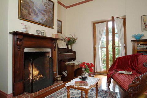 Amanda's Cottage 1899 - Accommodation Resorts 5