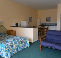 Penguin Holiday Apartments - Accommodation Resorts