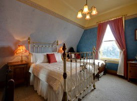 Westella House - Accommodation Resorts 1