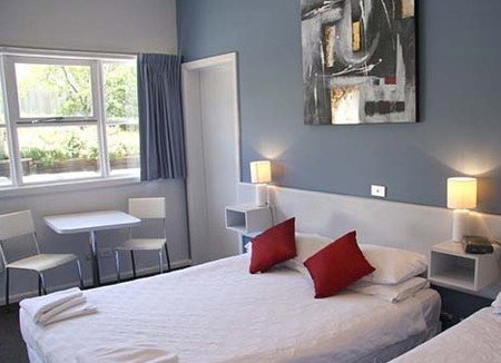 Leisure Inn Waterfront Lodge - Accommodation Resorts 2