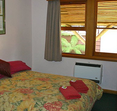 Derwent Bridge Wilderness Hotel - Accommodation Resorts 2