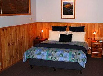 Derwent Bridge Chalets And Studios - Accommodation Resorts 1