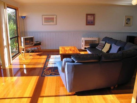 Lazy Wave Beach House - Accommodation Resorts 1