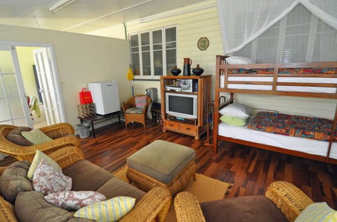 Cairns Holiday Homes Wilks House - Accommodation Resorts 5