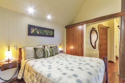 Secrets On The Lake - Accommodation Resorts 6