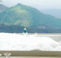 Artisan Spa Views Bed and Breakfast Cottage - Accommodation Resorts