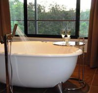 Melawondi Spring Retreat - Accommodation Resorts