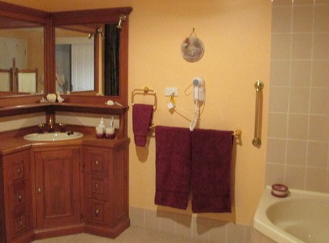 Azalea House B And B - Accommodation Resorts 5