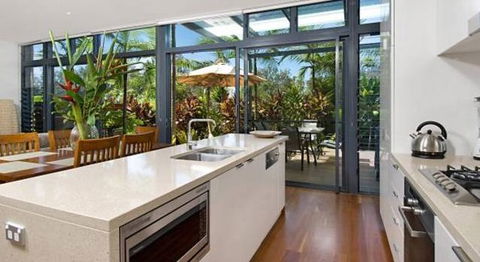 Aamber Beach House At Kiah - Accommodation Resorts 3