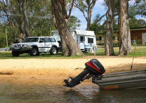 Willow Bend Caravan Park - Accommodation Resorts 2
