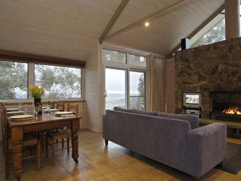 Silvertop Snowy Mountains Retreat - Accommodation Resorts 1