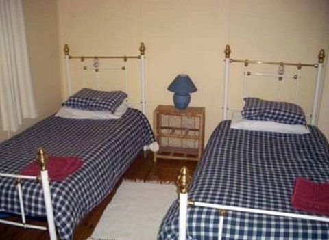 Honeysuckle Cottage Jingellic - Accommodation Resorts 2