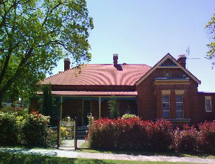 Tumut Accommodation Sefton House - Accommodation Resorts 0