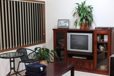 Mansfield By The Lake - Accommodation Resorts 2