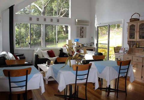 Nelson Bay Bed And Breakfast - Accommodation Resorts 2