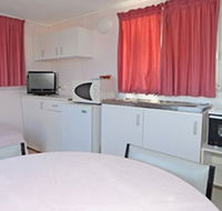 Aukaka Caravan Park - Accommodation Resorts