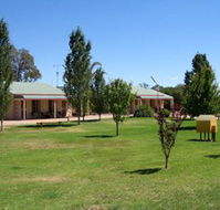 Narrandera Caravan Park - Accommodation Resorts