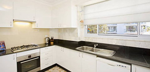 Absolute Beachfront Manly Bed And Breakfast - Accommodation Resorts 3