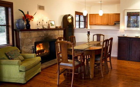 A Church And Homestead In Mudgee - Accommodation Resorts 3