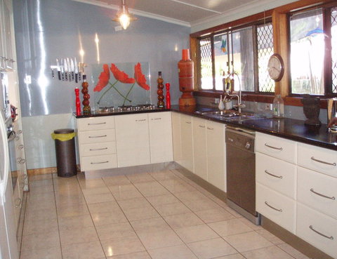 Beachfront Bed And Breakfast - Accommodation Resorts 6