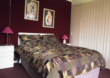 R And R - Holiday Home - Accommodation Resorts 2