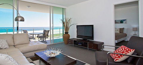 Kirra Surf Apartments - Accommodation Resorts 4
