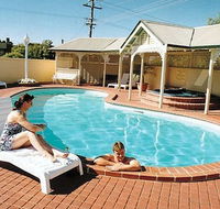 Best Western Clifton  Grittleton Lodge - Accommodation Resorts