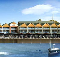 Quality Suites Crest Mandurah - Accommodation Resorts