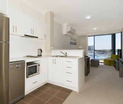 Quality Suites Crest Mandurah - Accommodation Resorts 2