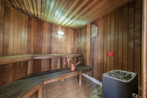West End Central Apartments - Accommodation Resorts 2