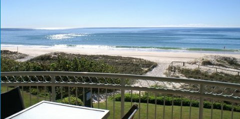 Golden Sea Apartments - Accommodation Resorts 2